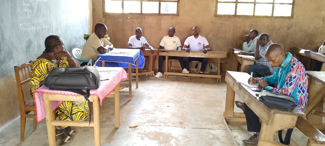 Faradje : les étudiants de l’Institut Supérieur Pédagogique de Faradje réfléchissent aux défis de l’éducation des jeunes filles en RDC